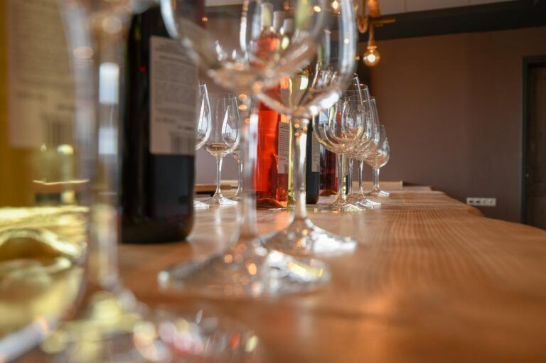 Heraklion Half Day Crete Culinary Escape: Small Group Olive Oil and Winery Tour with Local Meze Delights (770531)