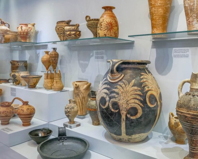 From Elounda: Private Tour | Visiting The Knossos Palace & Heraklion Archeological Museum (1100170)